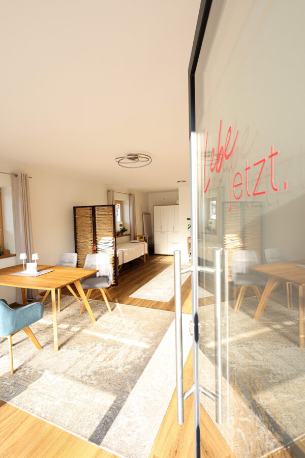 Barbara Loipolder Blick ins Studio in Gaißach bei Bad Tölz